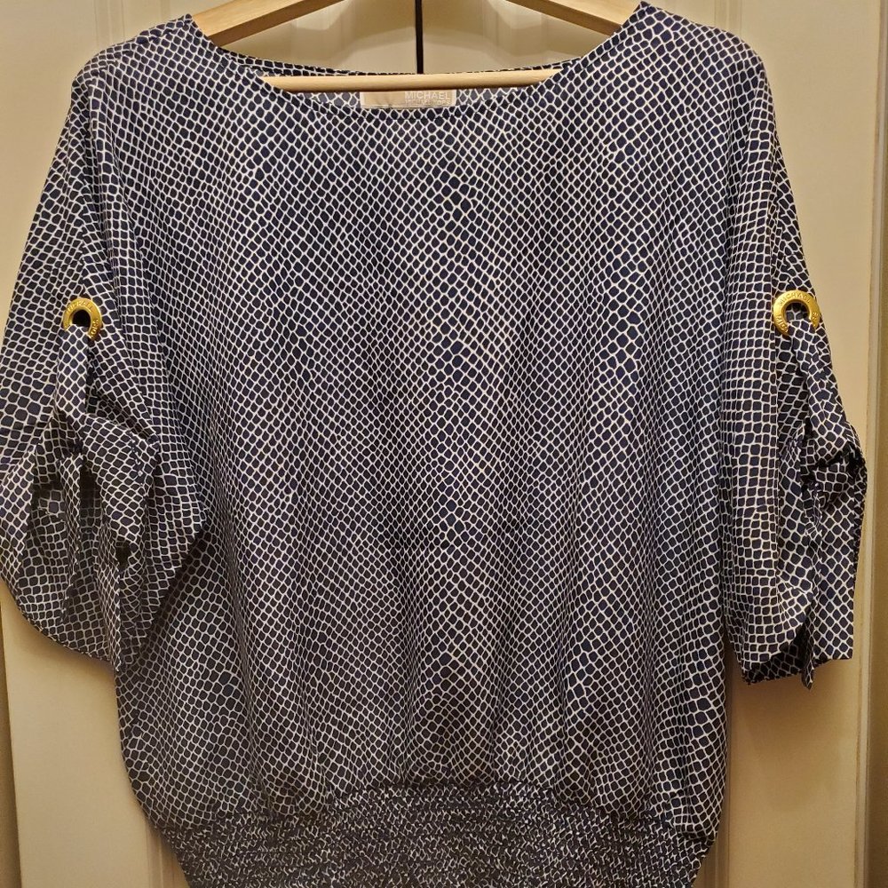 MK top